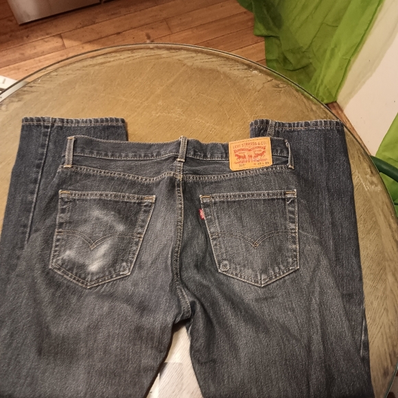 Levi's Strauss & Co  MENS , 33" BY 29" BLUE JEANS ,  used.condition , LOT OF 3 - Picture 3 of 10